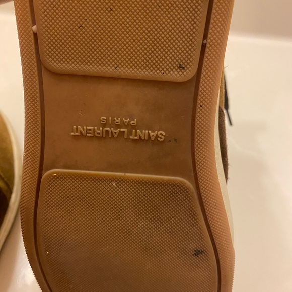 100% authentic men’s Saint Laurent shoes - Picture 3 of 4